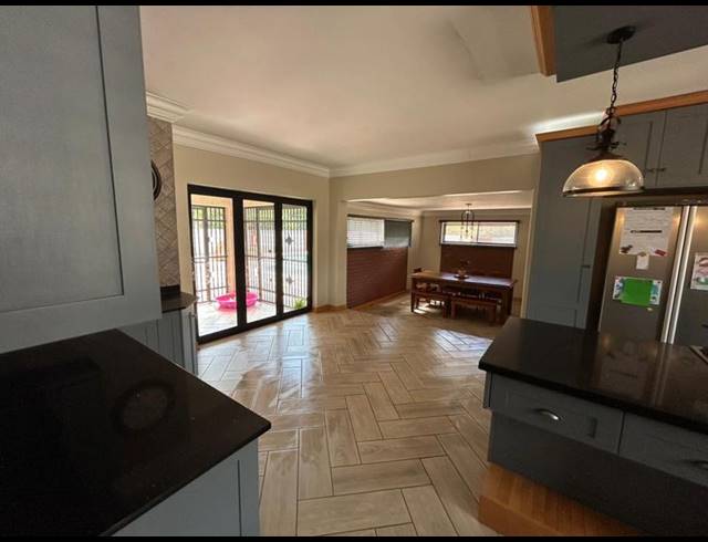 4 BEDROOM HOUSE FOR SALE IN VANDERBIJLPARK SW 5